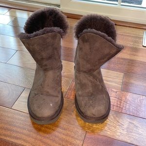 Brown Ugg boots. Size 7 women’s